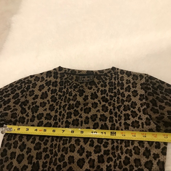 Fendi V neck Leopard Pattern Eyelets tops AK36291 size XS- S - Picture 7 of 8